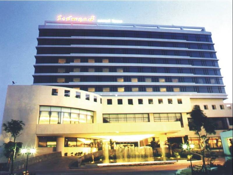 Rachaphruk Grand Hotel Nakhon Ratchasima Exterior photo